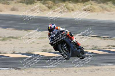 media/Nov-16-2025-Race Pace (Sun) [[8c5fa54630]]/Non Verified Riders (1st 20 Minutes)/2-Turn 10 (1010am)/